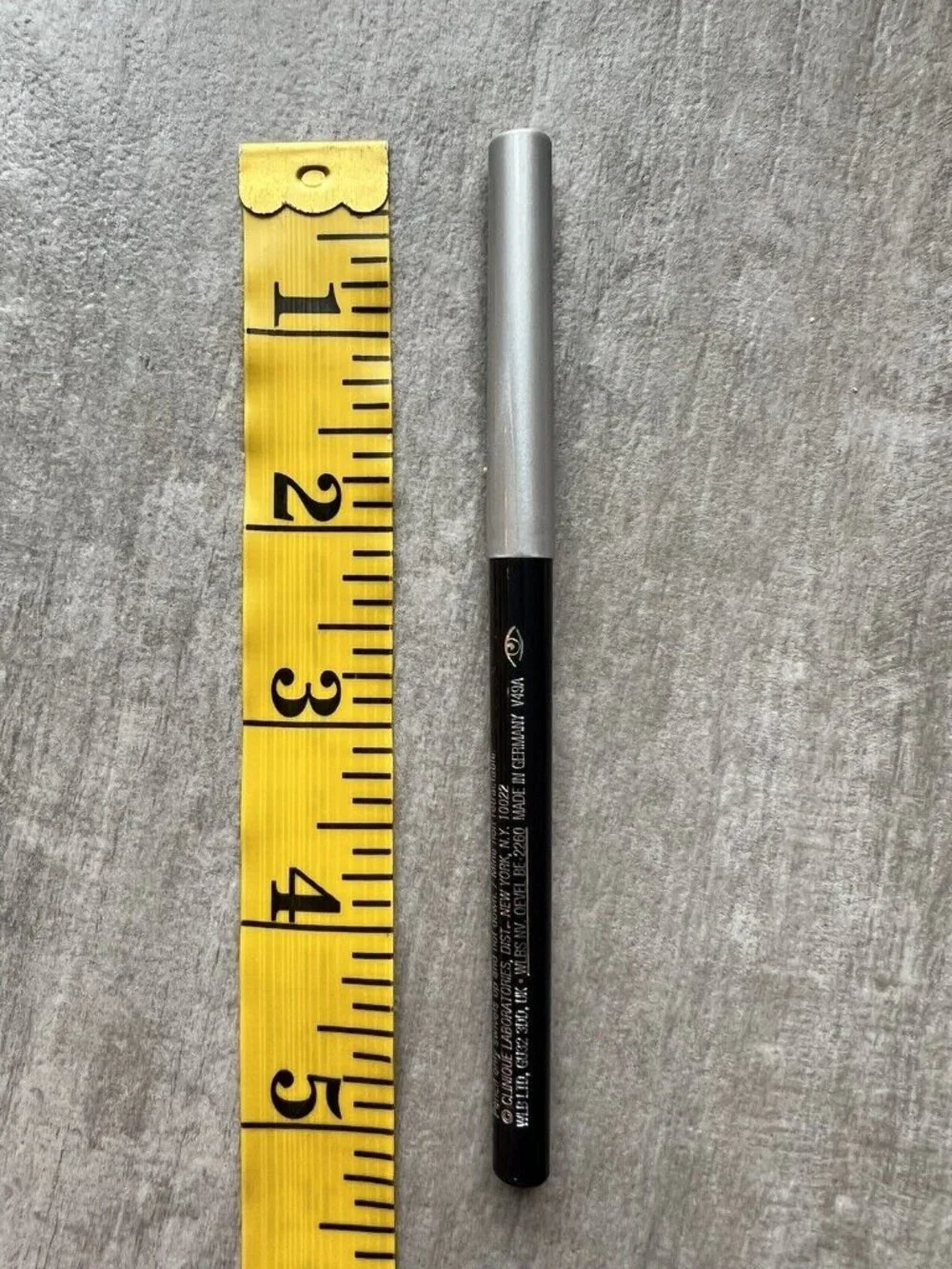 $25 Clinique Quickliner Eyes Intense Eyeliner BLACK NEW Full Size Twist Pencil
